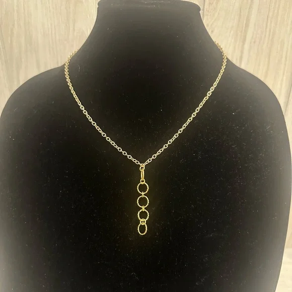 Gold Chain Necklace w/ Interlocking Ring Charms - Picture 1 of 5
